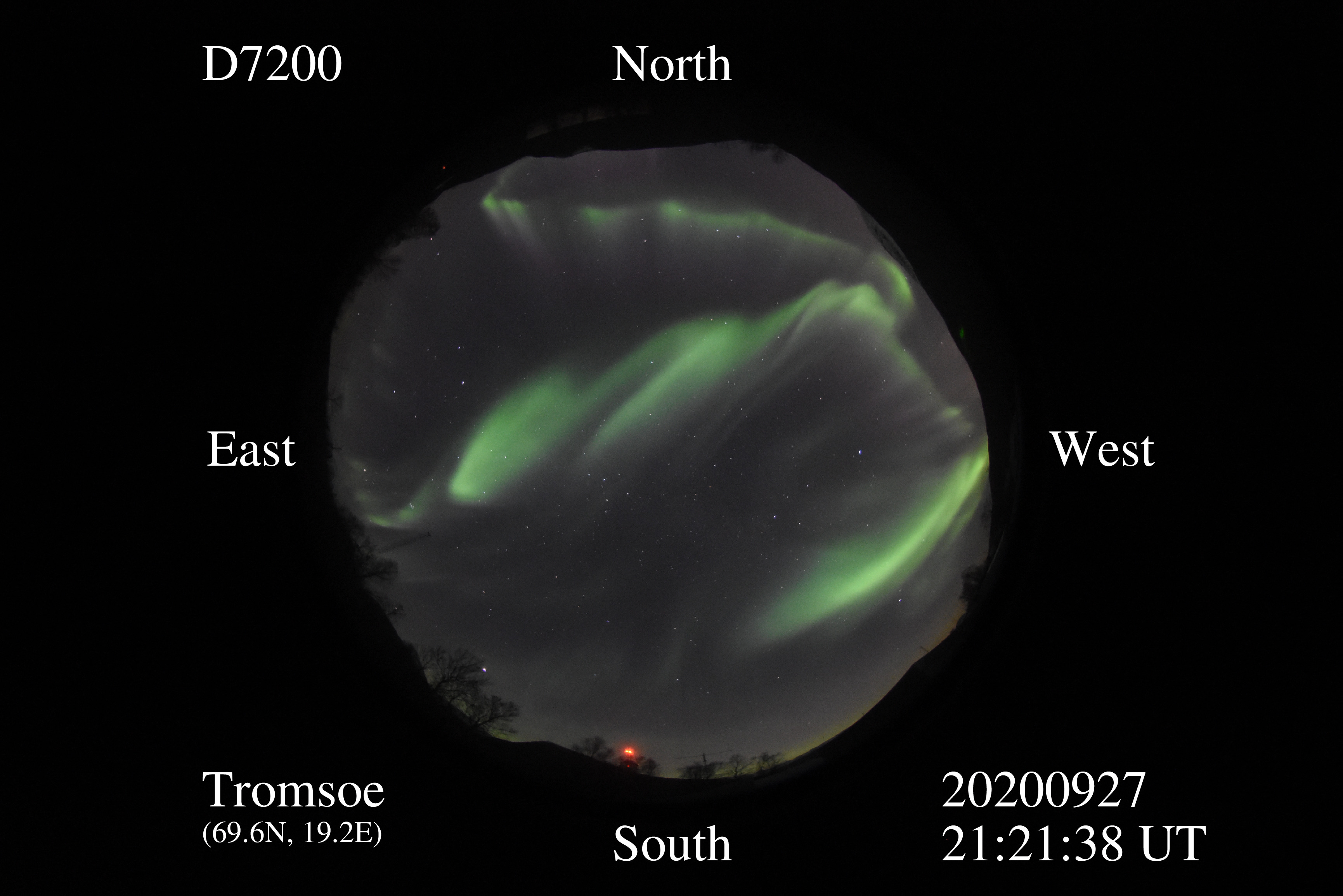 D7200_20200927212138_green_rays.jpg