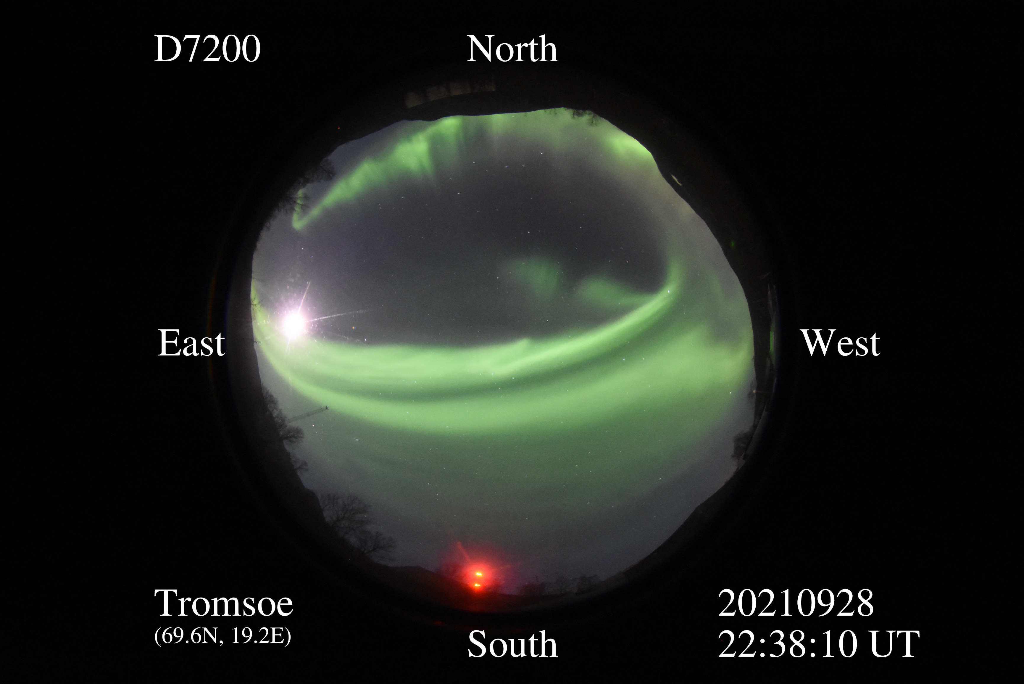 D7200_20210928223810_green_arcs_rays.jpg