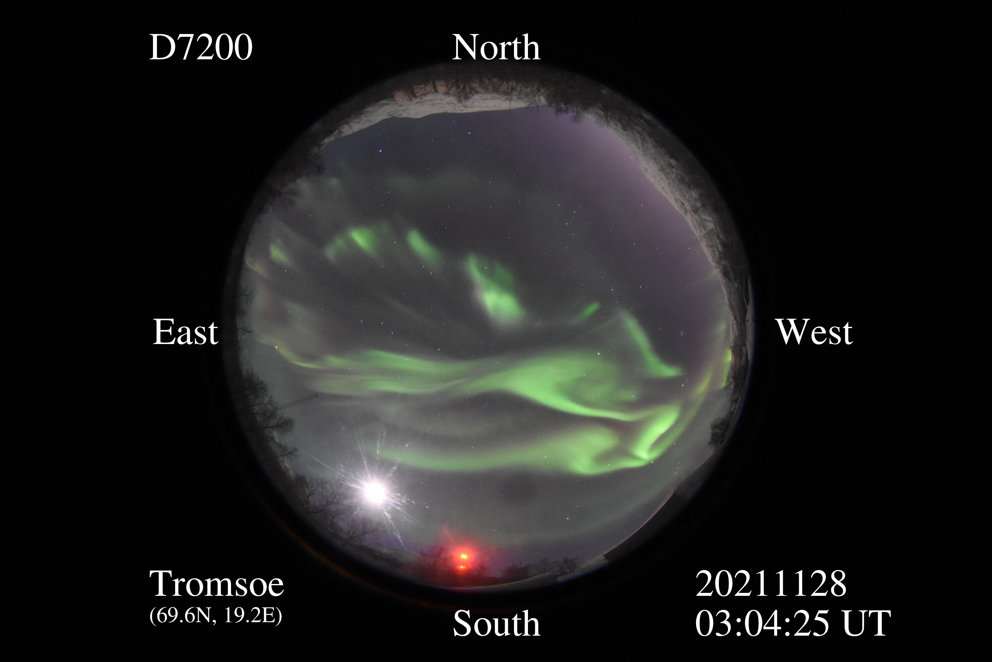 D7200_20211128030425_green_purple_rays.jpg