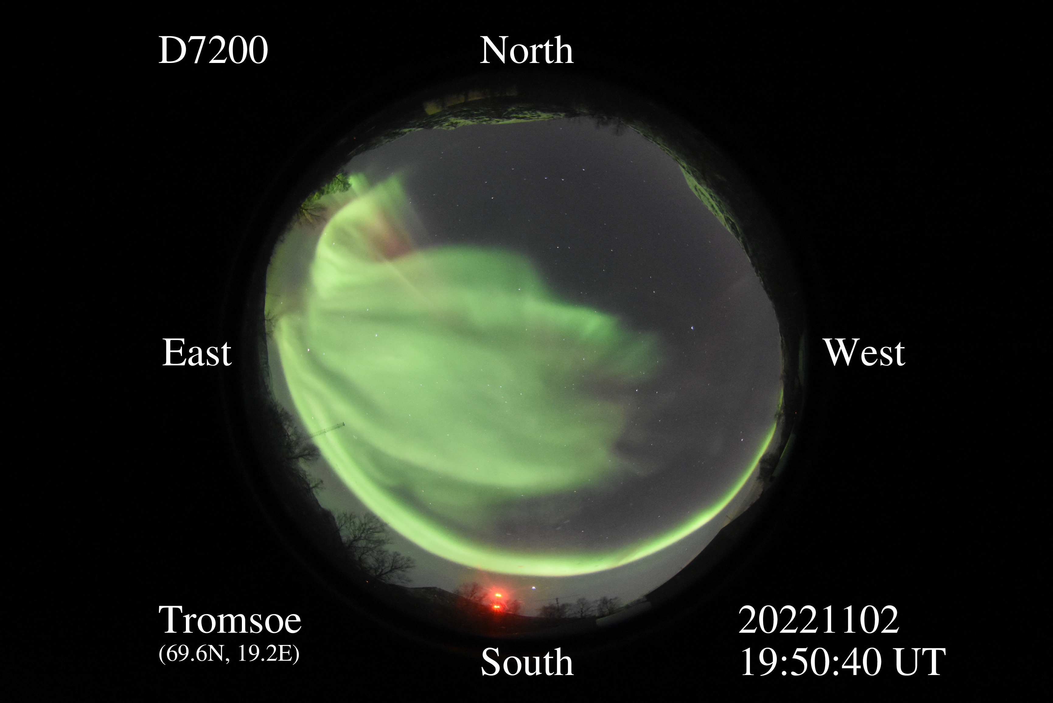 D7200_20221102195040_green_red_arc_ray.jpg