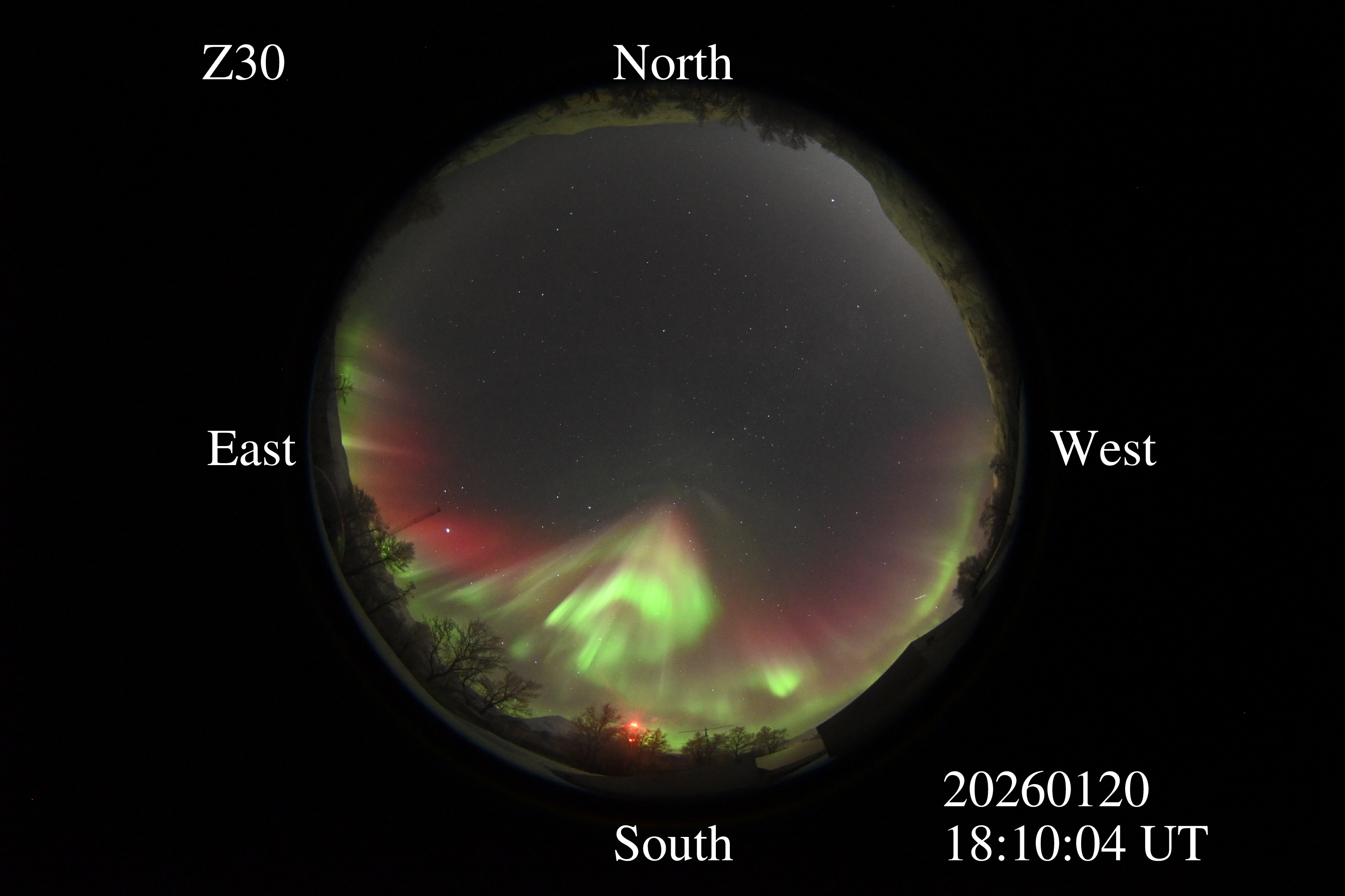 Z30_20260120181004_green_red_rays.jpg