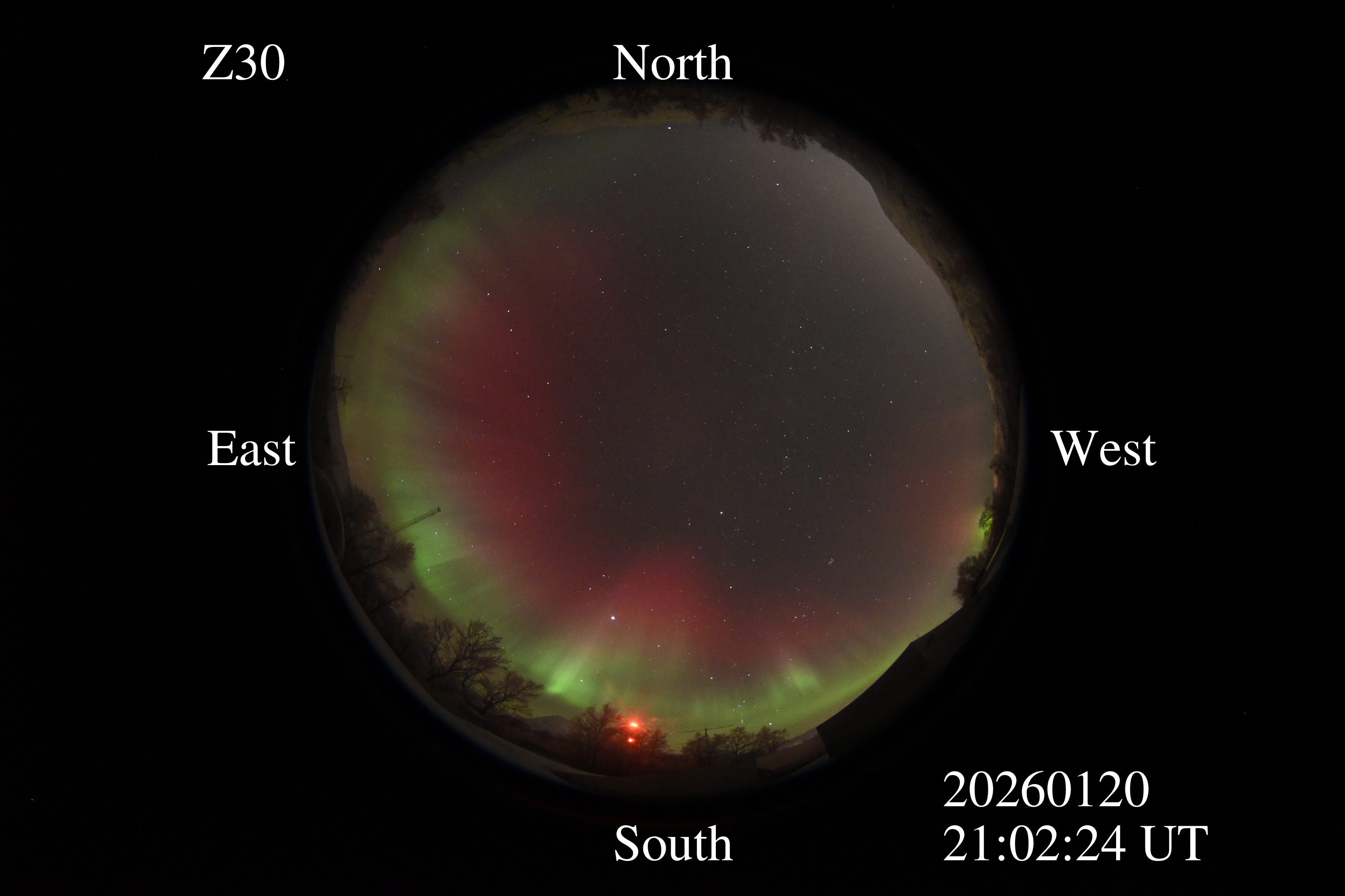 Z30_20260120210224_green_red_rays.jpg